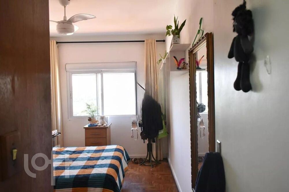 Apartamento à venda com 3 quartos, 95m² - Foto 4