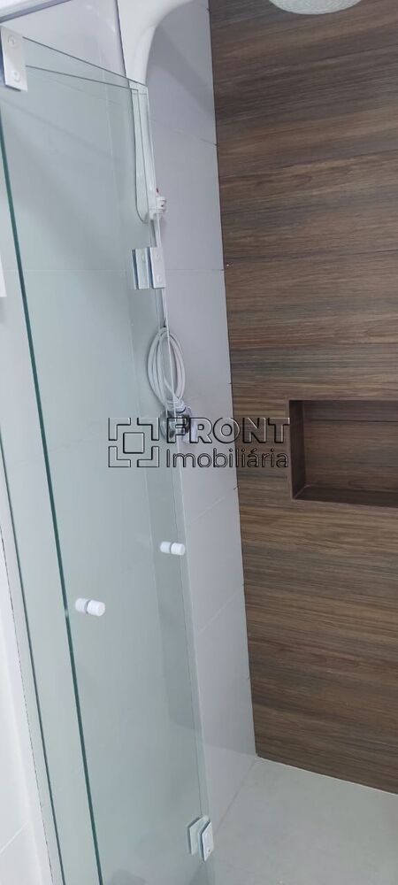 Apartamento à venda com 1 quarto, 40m² - Foto 1