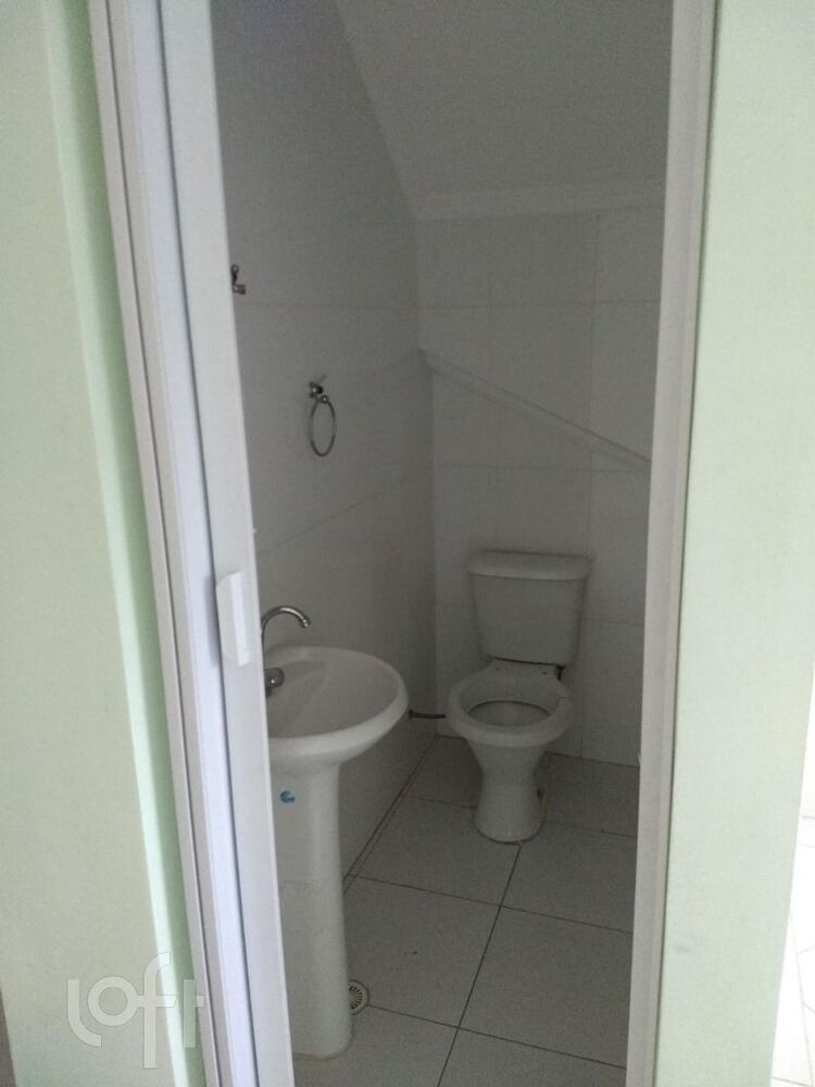 Casa à venda com 2 quartos, 70m² - Foto 8