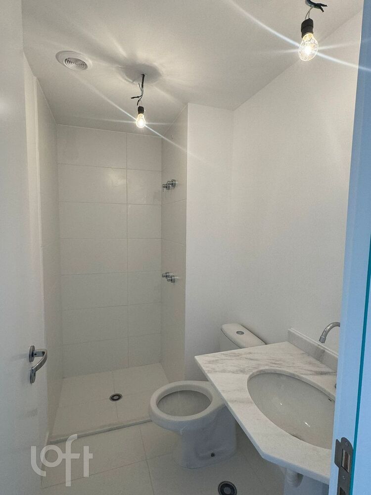 Apartamento à venda com 1 quarto, 28m² - Foto 8