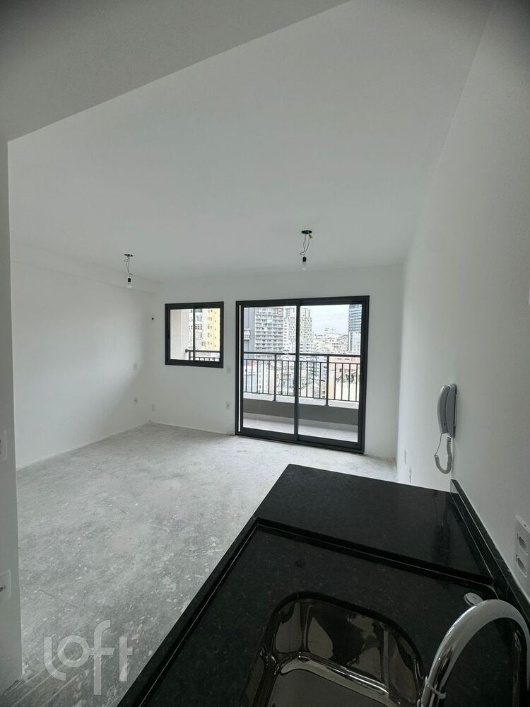 Apartamento à venda com 1 quarto, 28m² - Foto 1