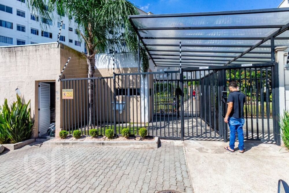 Apartamento à venda com 2 quartos, 42m² - Foto 6