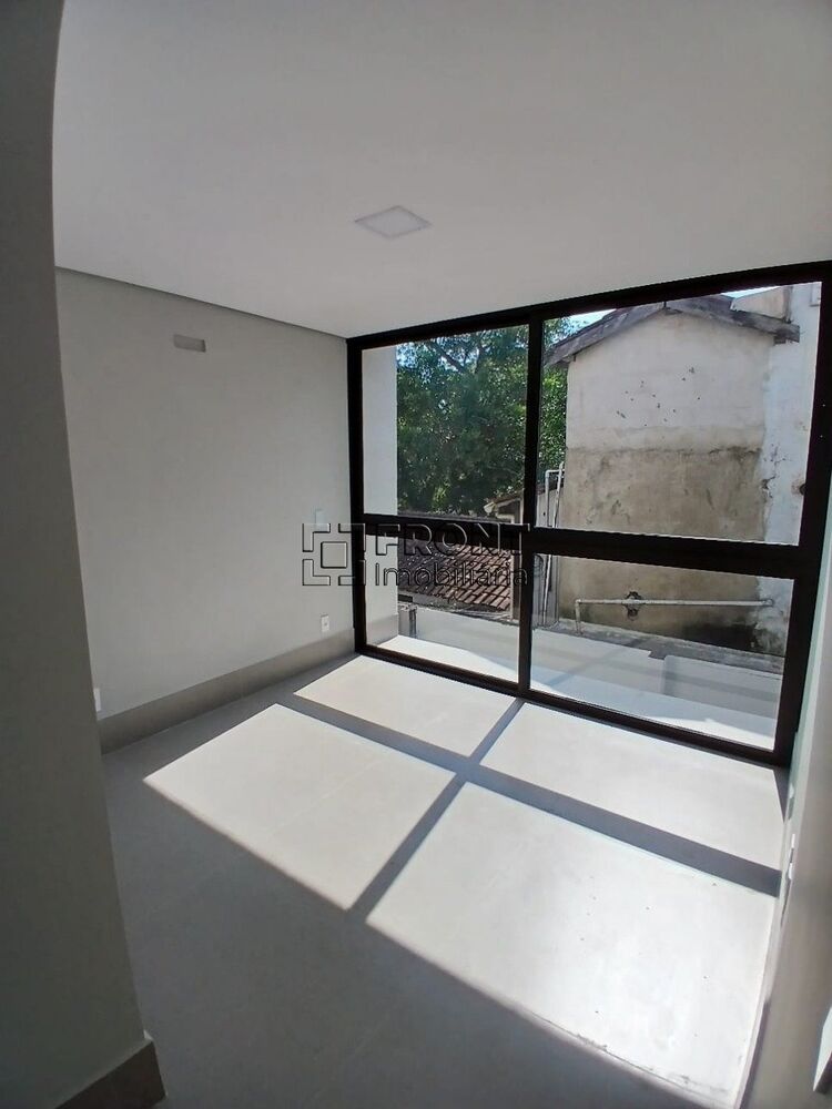 Casa de Condomínio à venda com 5 quartos, 176m² - Foto 8