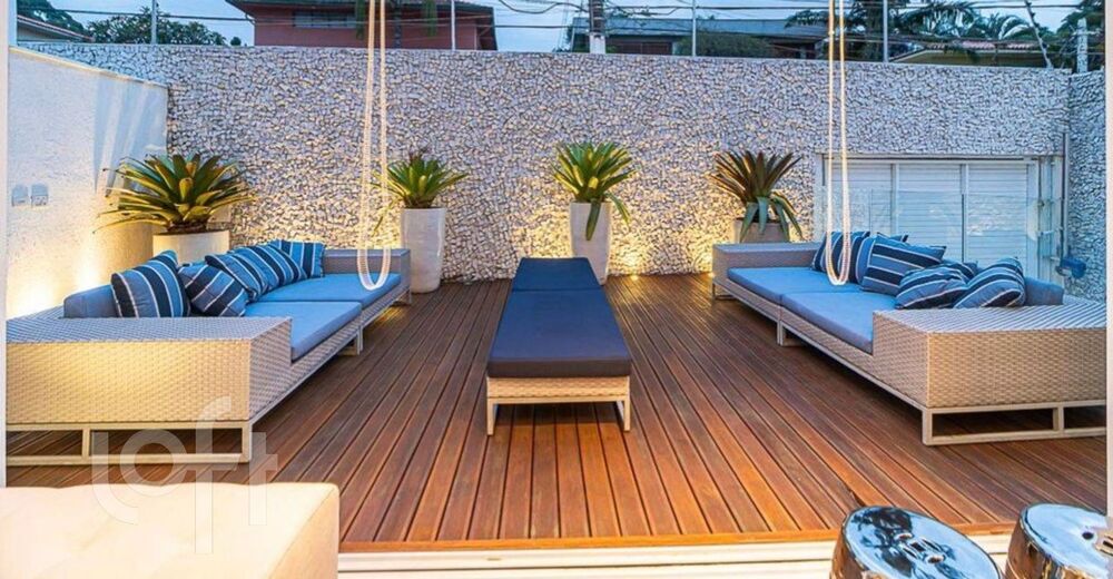 Casa à venda com 3 quartos, 600m² - Foto 8