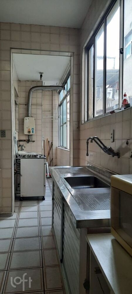 Apartamento à venda com 3 quartos, 110m² - Foto 4