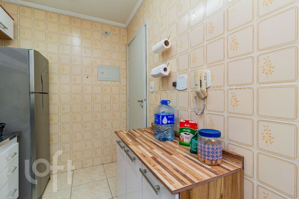 Apartamento à venda com 1 quarto, 38m² - Foto 2