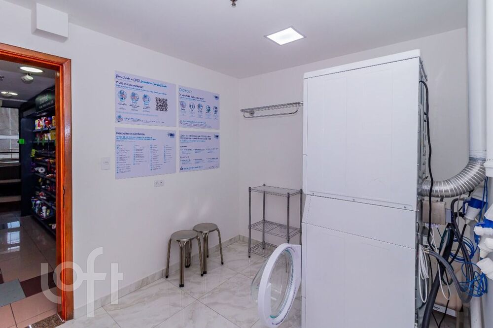 Apartamento à venda com 1 quarto, 50m² - Foto 15