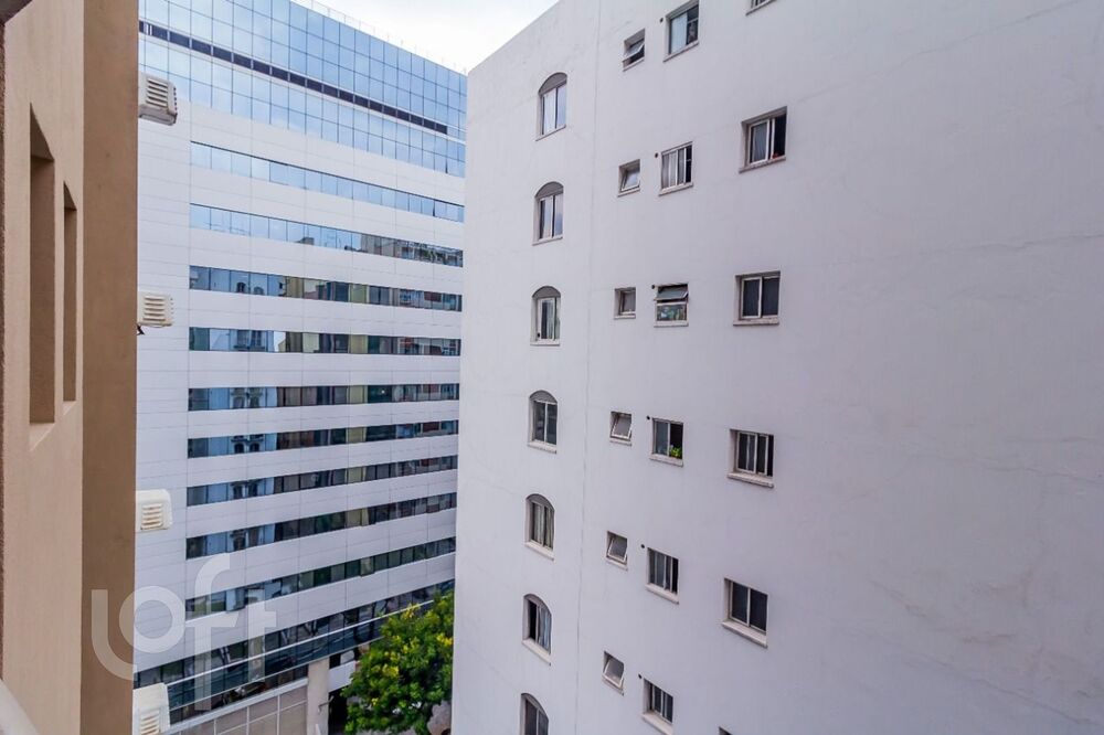Apartamento à venda com 1 quarto, 50m² - Foto 2