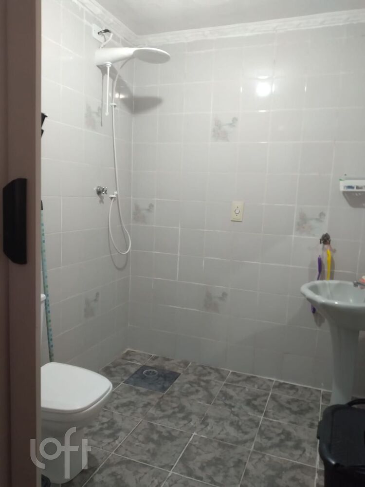 Casa à venda com 2 quartos, 100m² - Foto 6