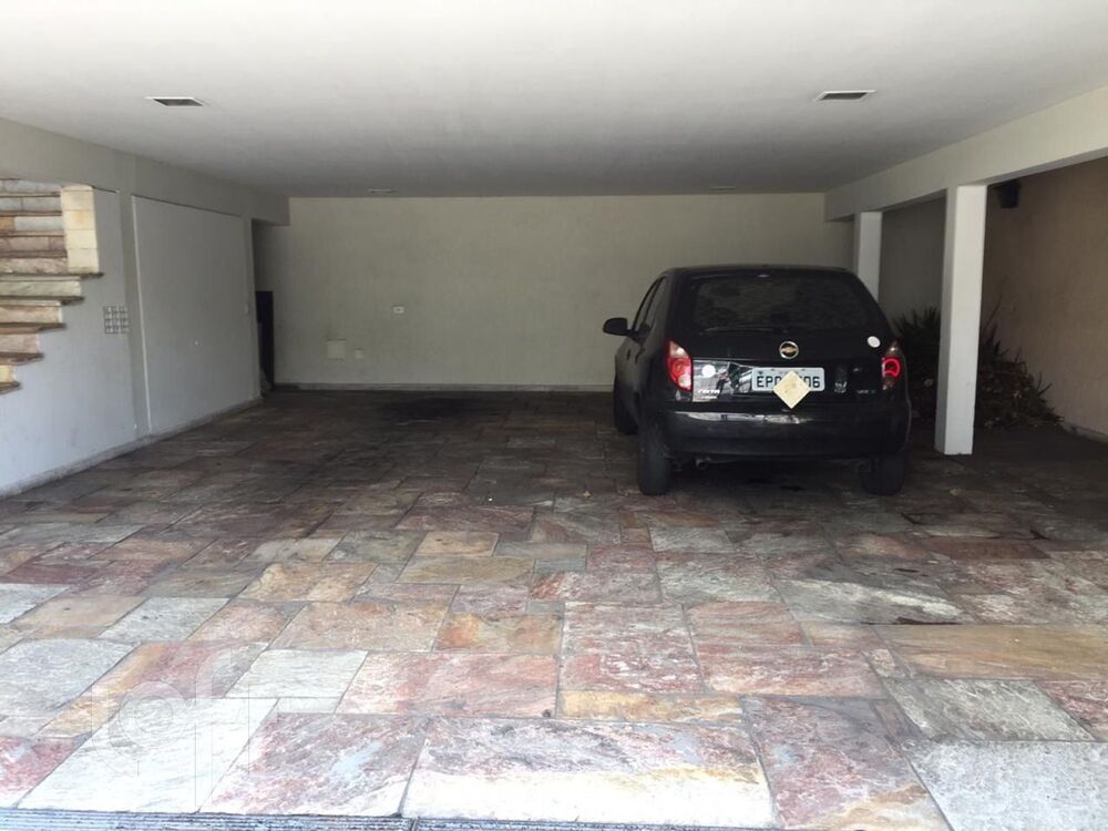 Casa à venda com 4 quartos, 900m² - Foto 11