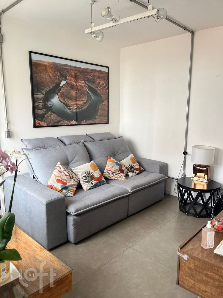 Apartamento à venda com 3 quartos, 133m² - Foto 1