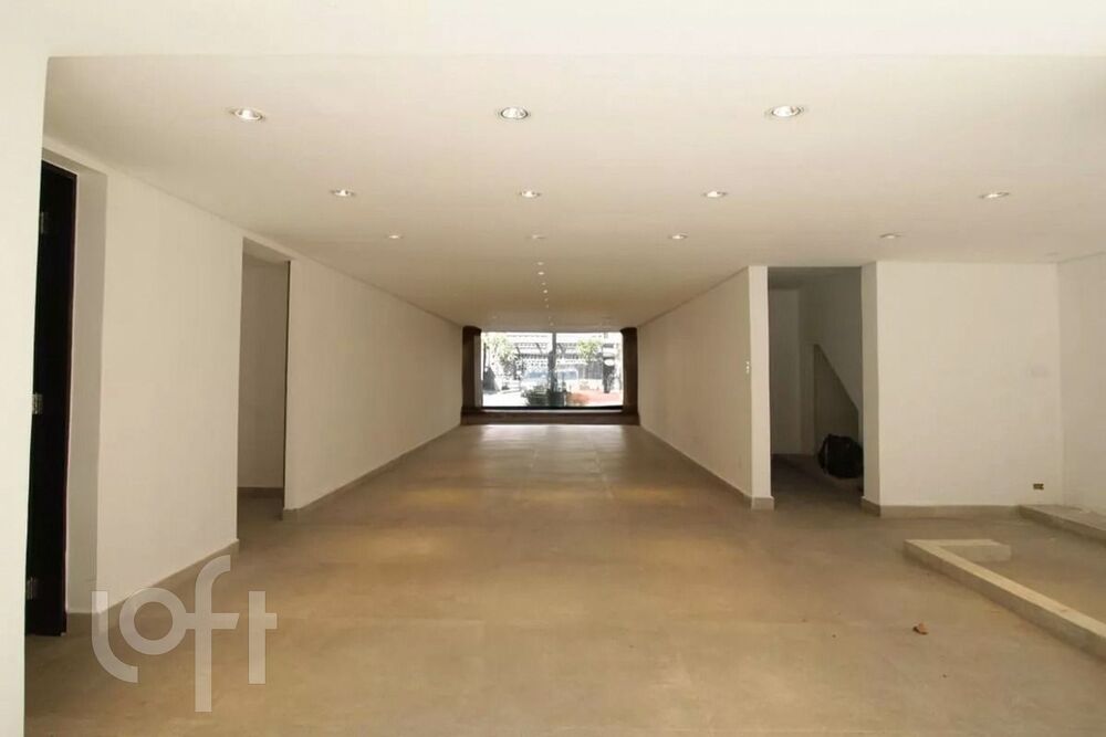 Casa à venda com 3 quartos, 280m² - Foto 1