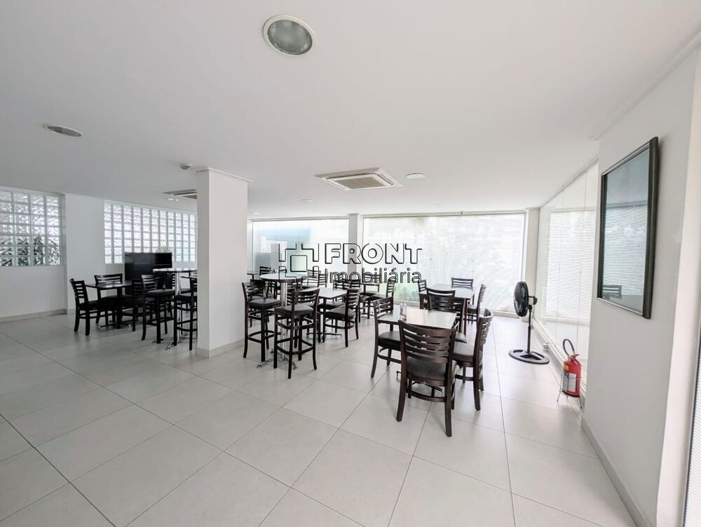 Apartamento à venda com 2 quartos, 80m² - Foto 14