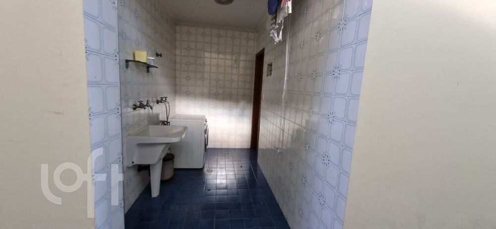 Casa à venda com 3 quartos, 186m² - Foto 1