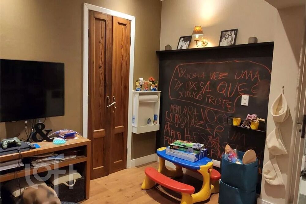 Casa, 4 quartos, 370 m² - Foto 1