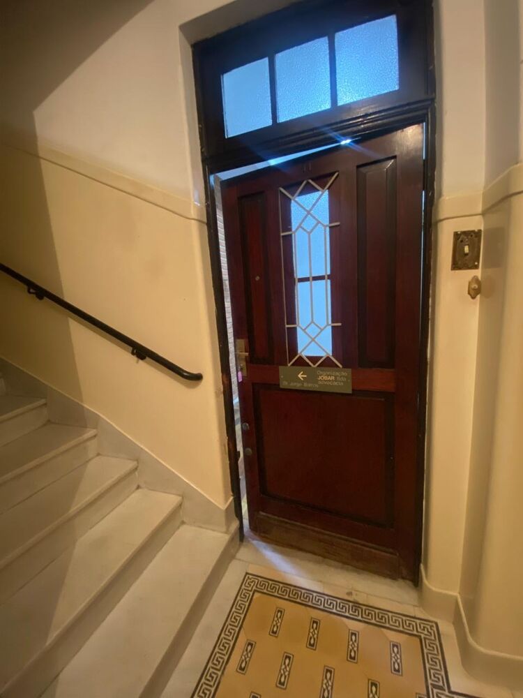 Apartamento à venda com 2 quartos, 98m² - Foto 2