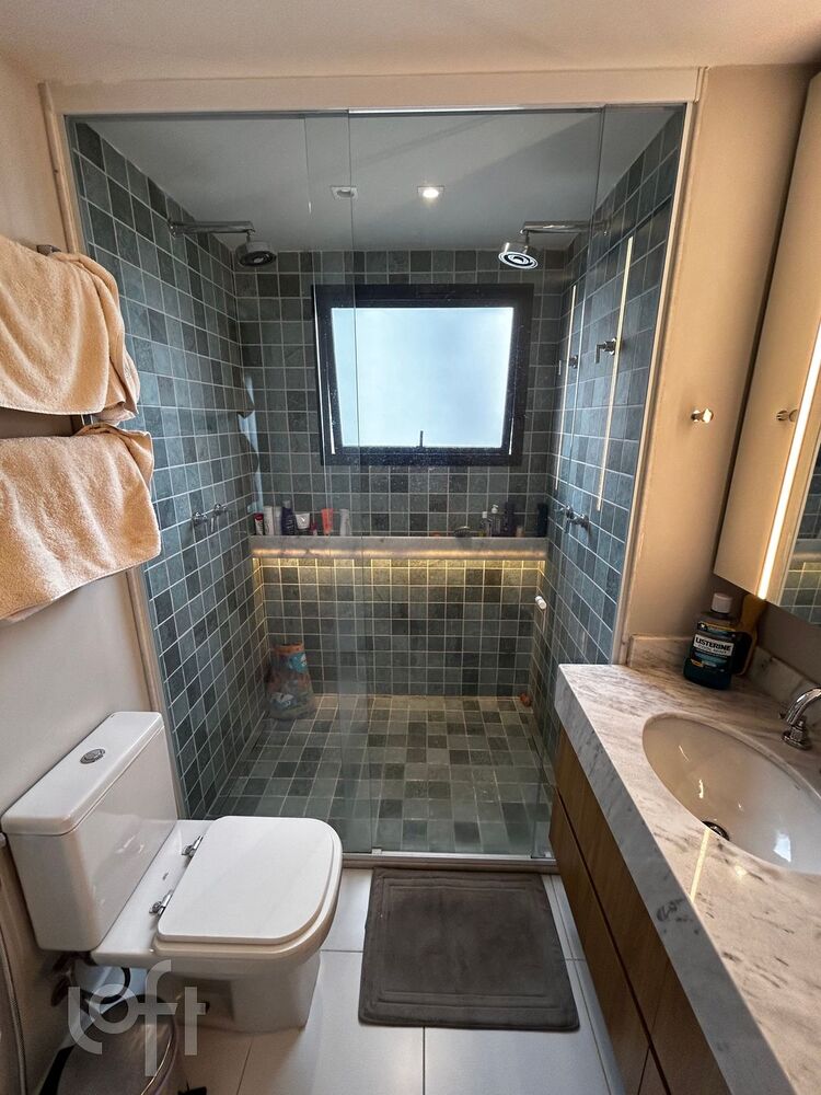 Apartamento à venda com 3 quartos, 136m² - Foto 4