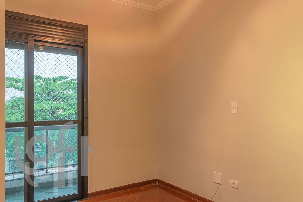 Apartamento à venda com 5 quartos, 170m² - Foto 17