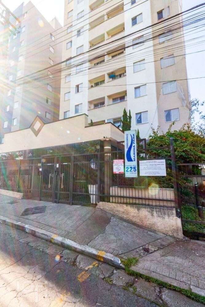 Apartamento à venda com 3 quartos, 64m² - Foto 4