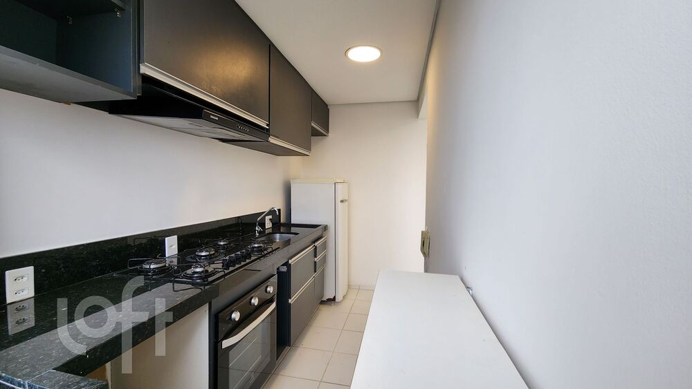 Apartamento à venda com 2 quartos, 42m² - Foto 4