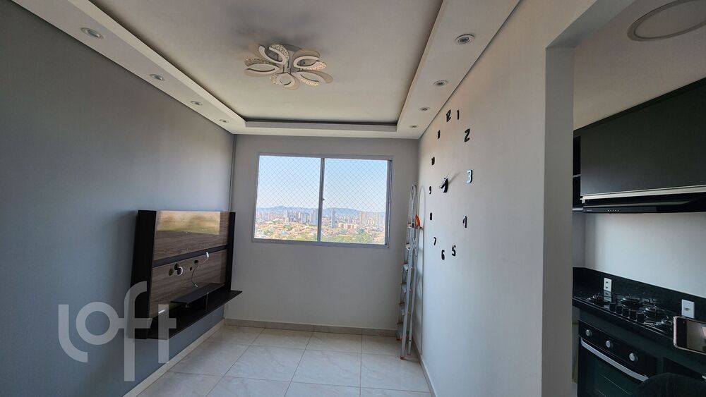 Apartamento à venda com 2 quartos, 42m² - Foto 1