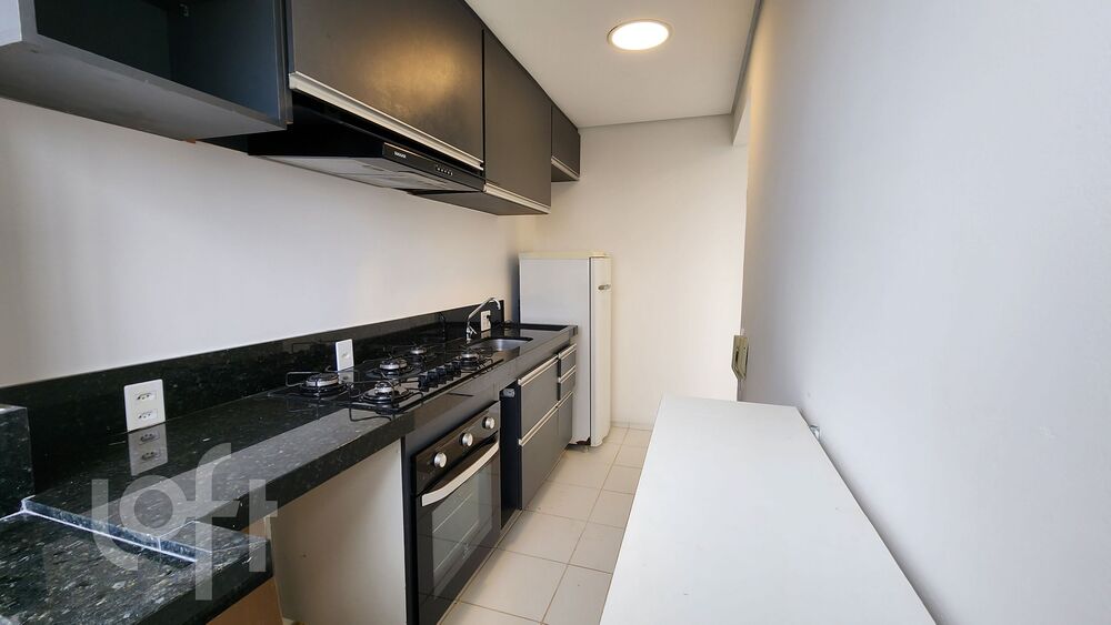 Apartamento à venda com 2 quartos, 42m² - Foto 5