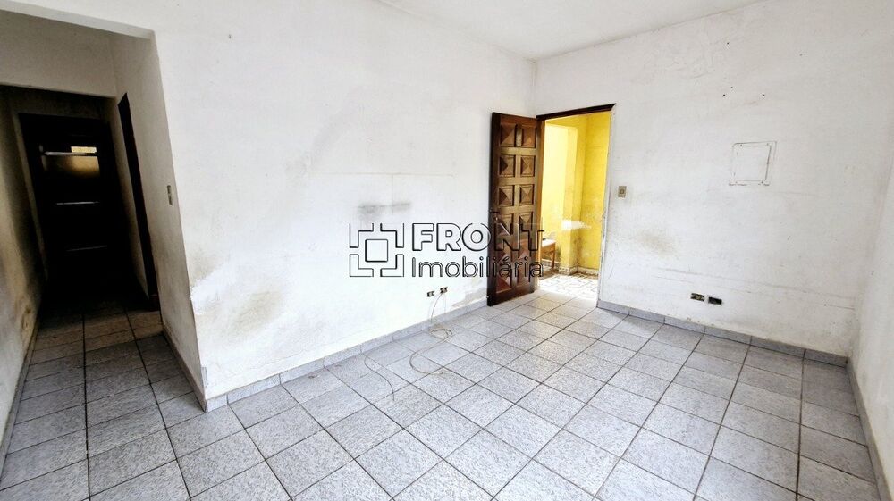 Casa à venda com 2 quartos, 63m² - Foto 3