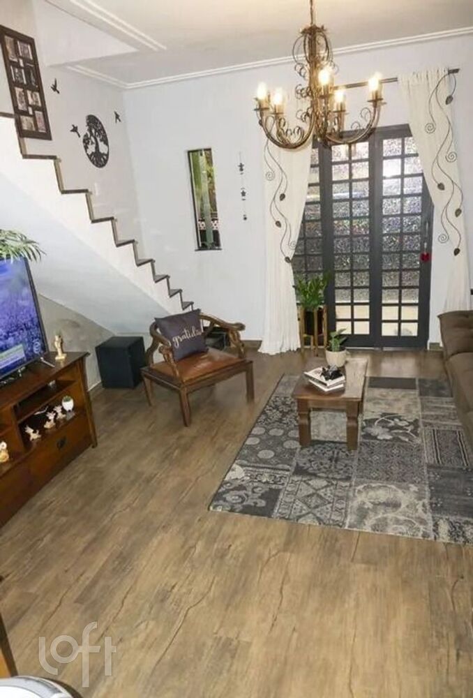 Casa à venda com 2 quartos, 125m² - Foto 2