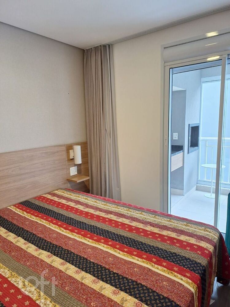 Apartamento à venda com 2 quartos, 60m² - Foto 5