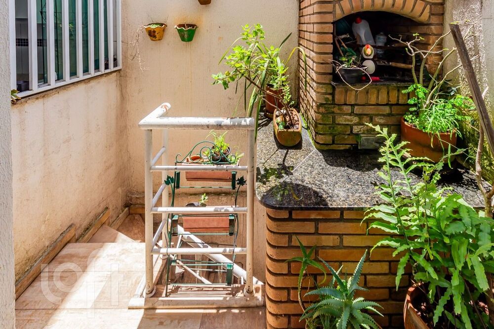Casa de Condomínio à venda com 3 quartos, 118m² - Foto 2