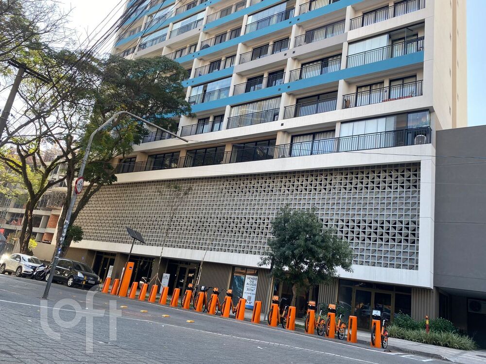 Apartamento à venda com 1 quarto, 32m² - Foto 11