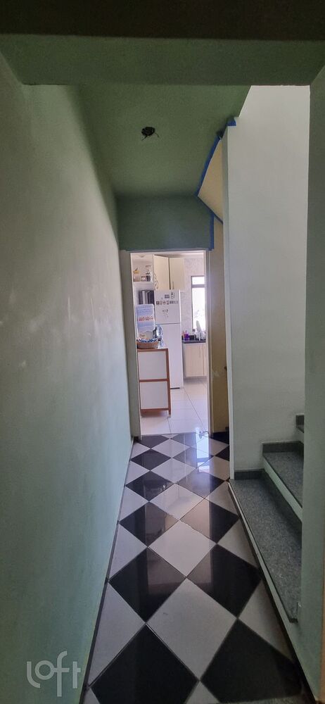 Casa à venda com 3 quartos, 160m² - Foto 4