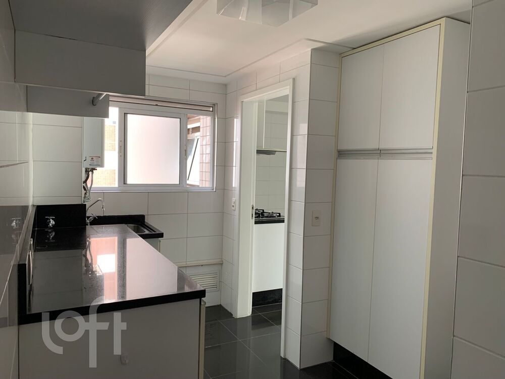 Apartamento à venda com 4 quartos, 136m² - Foto 2