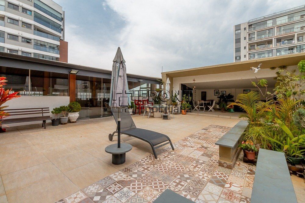 Apartamento à venda com 3 quartos, 111m² - Foto 27