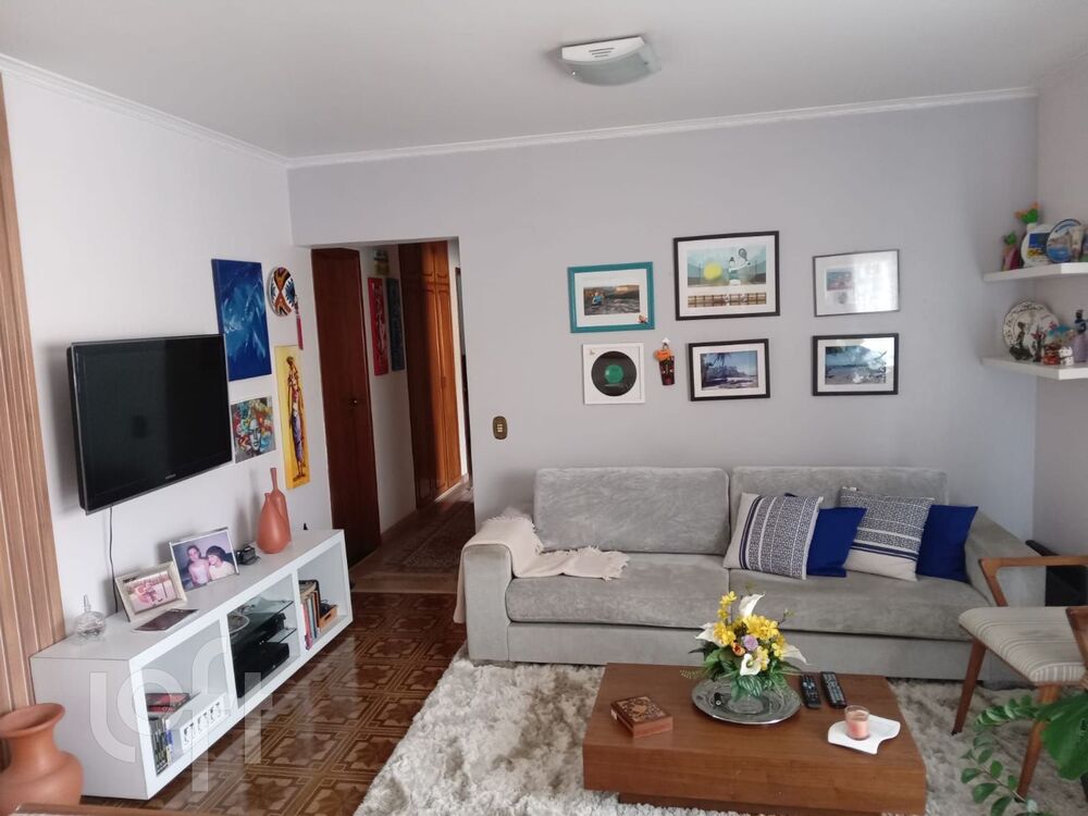Apartamento à venda com 4 quartos, 90m² - Foto 2