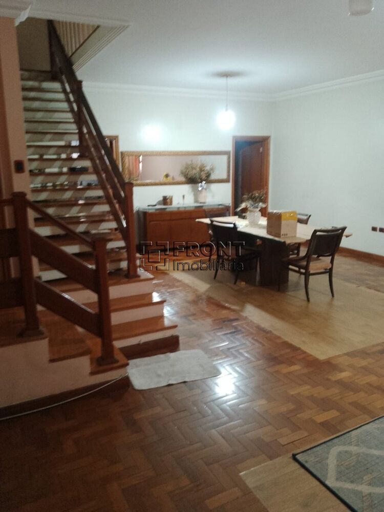 Apartamento, 3 quartos, 230 m² - Foto 1
