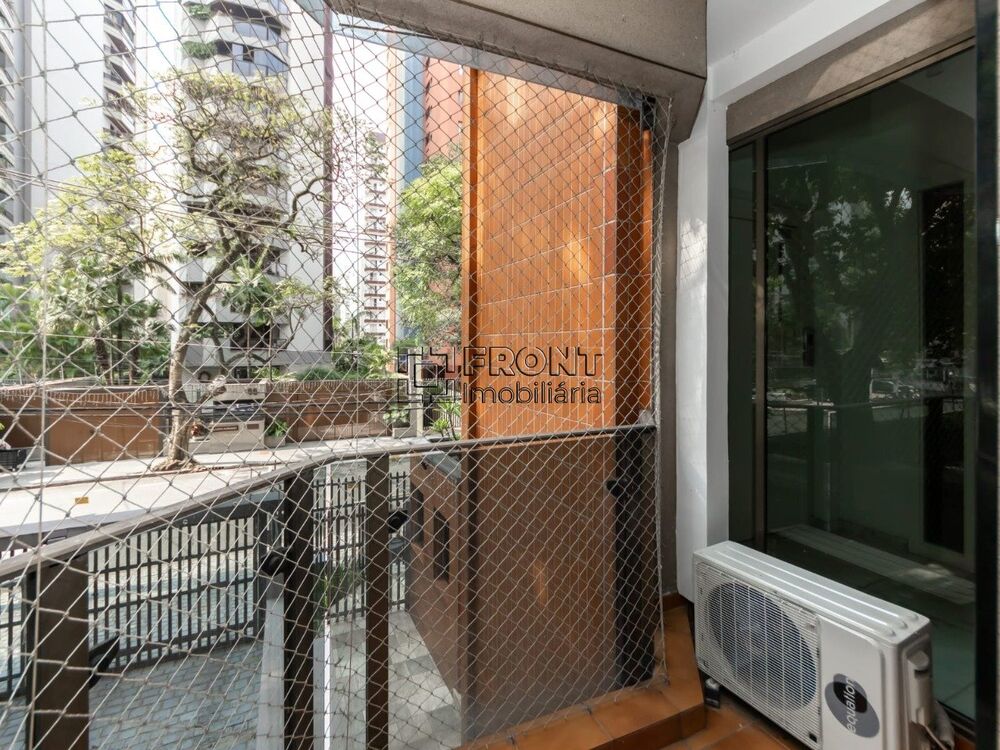 Apartamento à venda com 4 quartos, 163m² - Foto 1