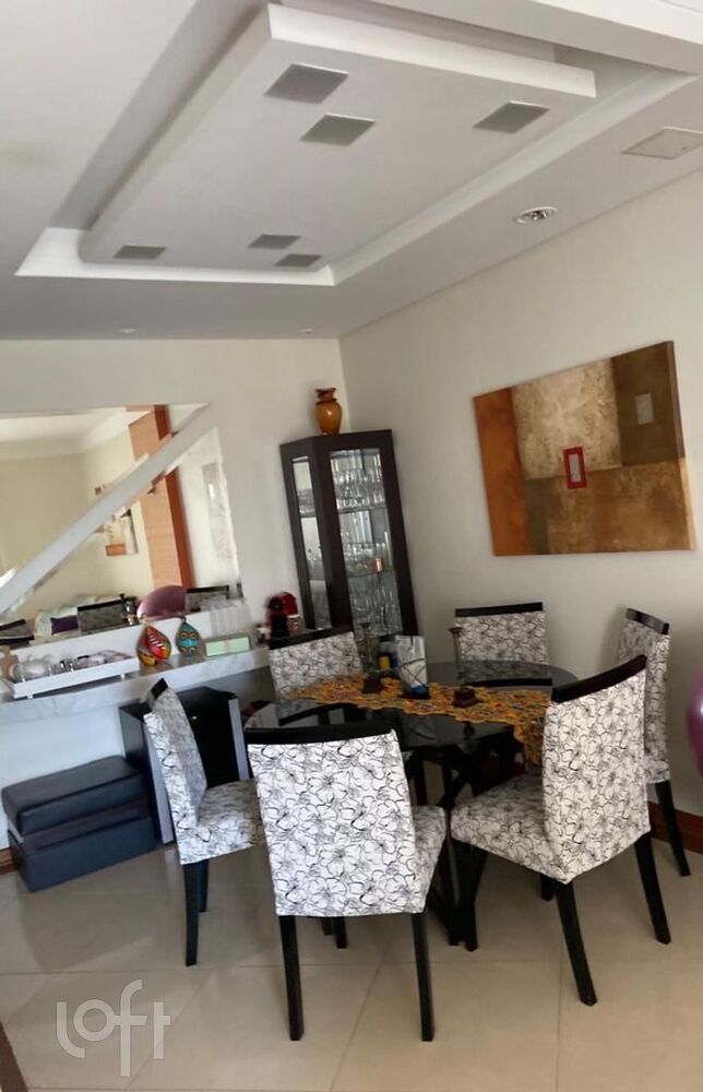 Apartamento à venda com 3 quartos, 144m² - Foto 2