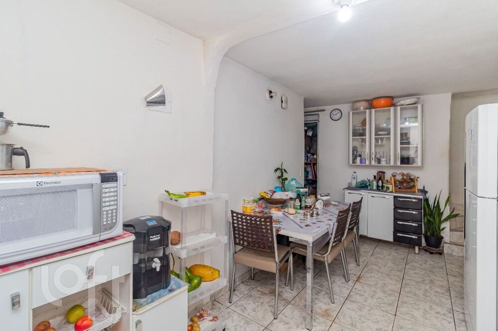 Casa à venda com 3 quartos, 150m² - Foto 1