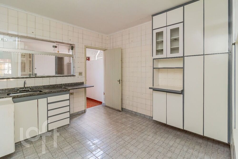 Casa à venda com 2 quartos, 200m² - Foto 5