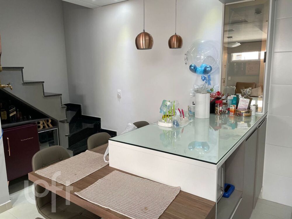 Apartamento à venda com 2 quartos, 82m² - Foto 6