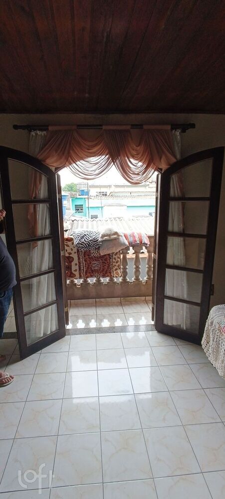 Casa, 5 quartos, 280 m² - Foto 2