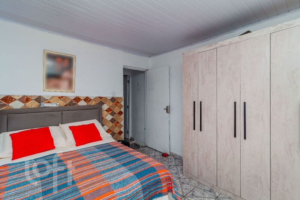 Casa à venda com 2 quartos, 200m² - Foto 6