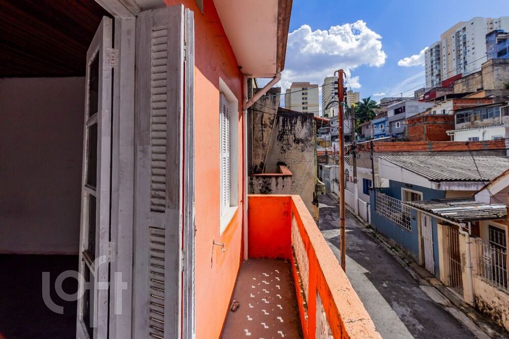 Casa à venda com 2 quartos, 90m² - Foto 2