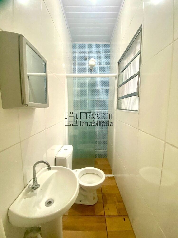 Casa à venda com 18 quartos, 240m² - Foto 7