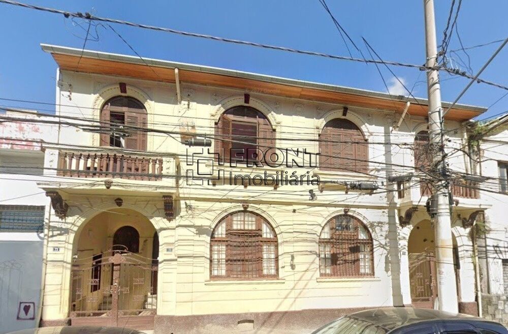 Casa à venda com 18 quartos, 240m² - Foto 2