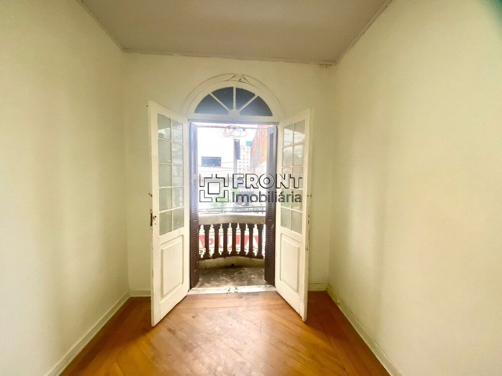 Casa à venda com 18 quartos, 240m² - Foto 6