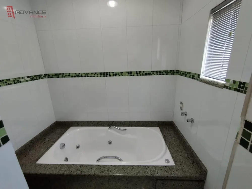 Casa, 3 quartos, 279 m² - Foto 3