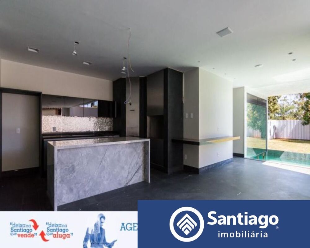 Casa à venda com 5 quartos, 950m² - Foto 2