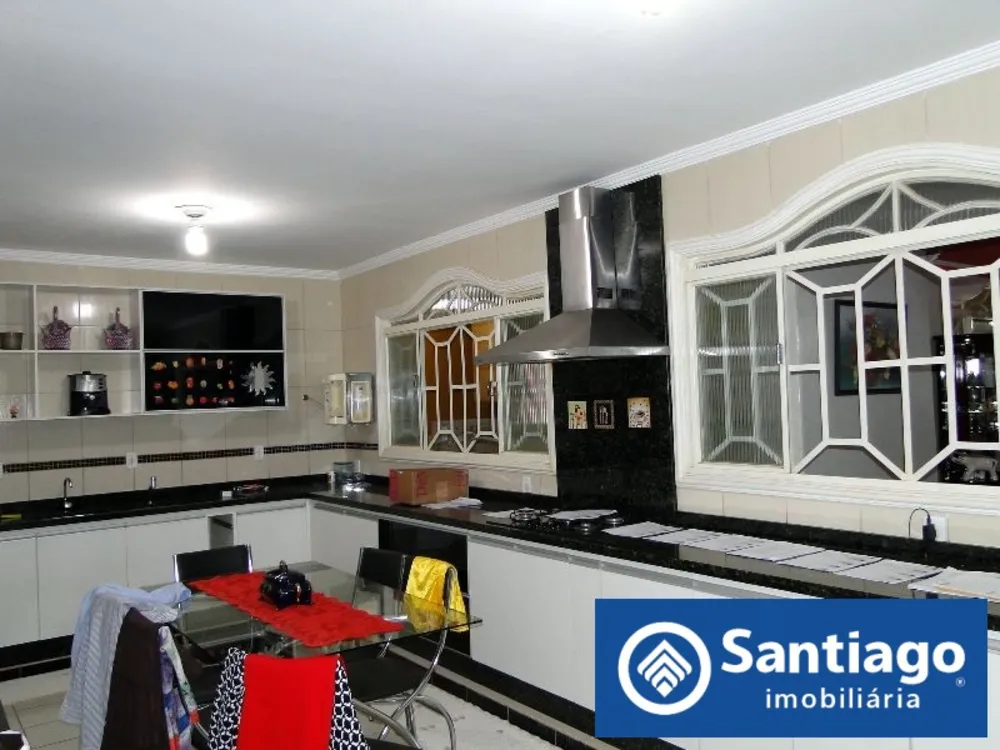 Casa, 4 quartos, 700 m² - Foto 2